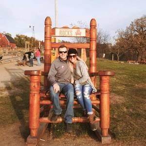 Meet your Posher, Leah